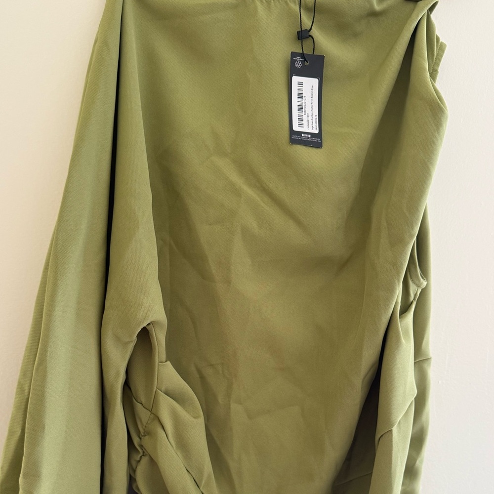 PrettyLittle Thing Women Dress - Picture 7 of 9
